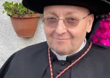 L’ex parroco di Rocca di Cambio don Paolo Piccoli arrestato per omicidio