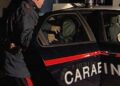 “Vi spezzo le gambe, vi faccio fallire”: botte, pugni e calci ai genitori, carcere per un 27enne