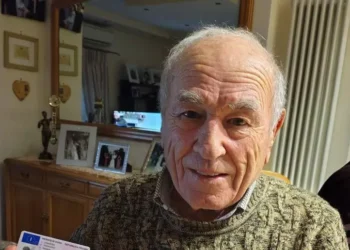 Prende la patente a 87 anni: “Una grande emozione”
