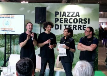 Riconoscimento alla fiera di Rho per il Cammino del Gran Sasso