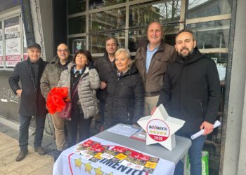 A Pescara grande adesione alla raccolta firme di ACU e M5S contro l’estensione della raccolta porta a porta