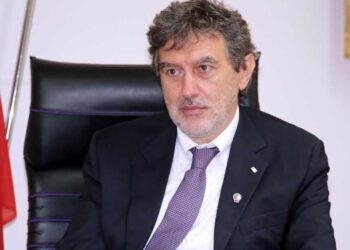 Lite per l’aumento delle tasse, Marsilio si scusa: “Ho sbagliato, mi assumo la responsabilità”