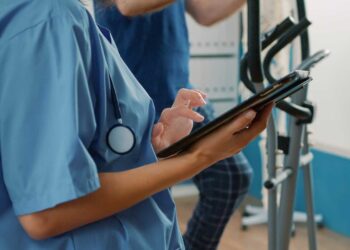 Buco nella sanità e aumento delle tasse in Abruzzo, oggi l’atteso summit in Regione