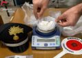 Fiumi di droga in tasca e in casa, cocaina pronta per lo spaccio: arrestato 58enne