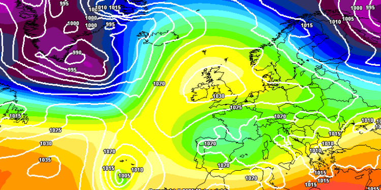 Secondo il modello americano GFS questa potrà essere la situazione a 500 hpa alle ore 13:00 di Domenica 16 Marzo. Sull'Abruzzo cielo tra variabile e nuvoloso con la possibilità di precipitazioni un pò ovunque a carattere moderato. Non freddo (+5/+6°c ad 850 hpa)