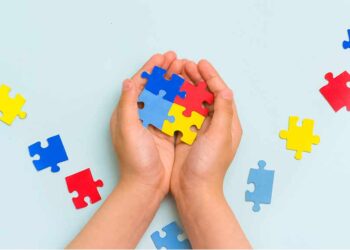 “Abbracciata collettiva”, un evento per sensibilizzare al tema dell’autismo e dei disturbi mentali