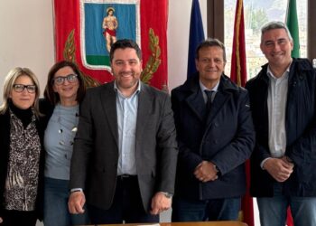 Impianti di risalita, il Sindaco di Ovindoli firma la convenzione FSC