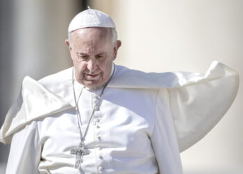 Papa Francesco: aperto un registro di condoglianze nelle Prefetture abruzzesi