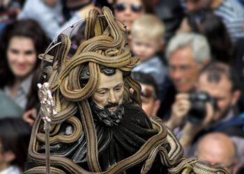 Torna il rito dei serpari, il primo Maggio a Cocullo: come arrivare, dove sostare e tutte le informazioni utili