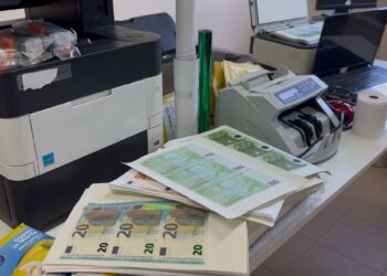 Fabbrica di banconote false smantellata in Puglia grazie all’aiuto dei carabinieri abruzzesi