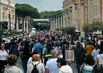 È partito da Città del Vaticano il Cammino del Pellegrino: da Roma a Manoppello per oltre 300 chilometri