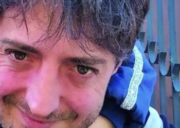 Tragedia a L’Aquila, 43enne trovato senza vita in casa: a lanciare l’allarme è il fratello