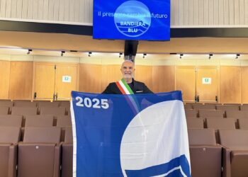 Pescara conquista la Bandiera Blu anche per il 2025: è il quinto anno consecutivo