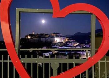 Sante Marie ospita le giornate dei Borghi autentici: escursioni notturne e riaccensione del forno storico