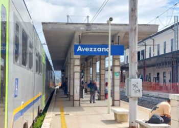 Ferrovia Avezzano-Roma, M5S: “Disagi e soppressioni ma sindaci Avezzano e Tagliacozzo assenti”