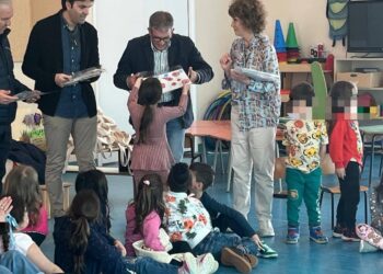 Il filo che unisce, un anno di emozioni: scambio di libri tra i bimbi di Ovindoli e di Bazzano