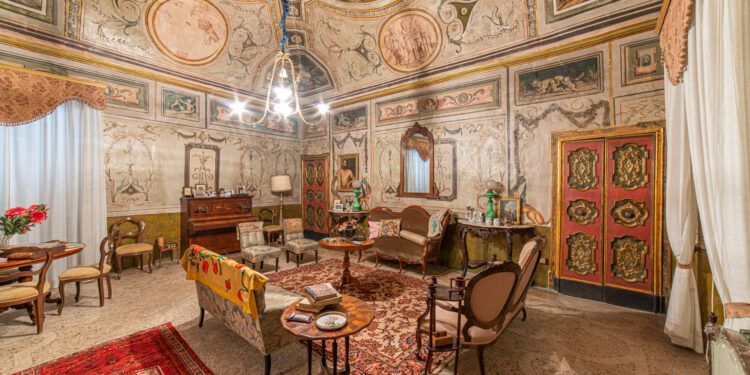 Castiglione Messer Raimondo (TE) - Palazzo Moschetta