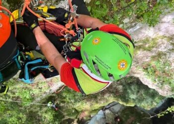 Si perde e rimane bloccato sul Velino: salvato dal Soccorso alpino grazie a Georesq