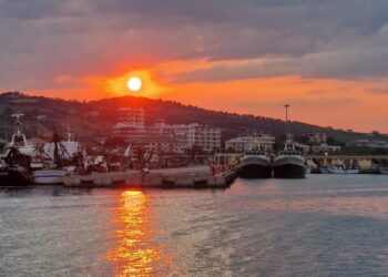 Giulianova celebra il solstizio d’estate con tre concerti tra mare, luci e musica