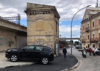 Pescara, bonificata l’area sotto al ponte di ferro: il bilancio dell’operazione della Polizia Locale