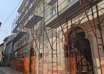 Iniziato l’intervento da 295mila euro sul tetto della canonica di Montepagano
