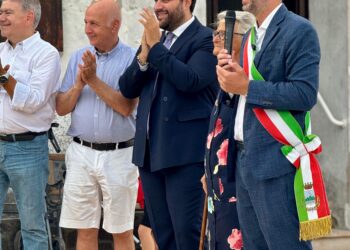 Riconsegnata alla comunità rosetana la piazza rinnovato di Casal Thaulero