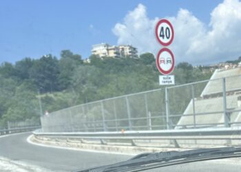 Viadotto Cartecchio, associazione Robin Hood: “cartello dimenticato automobilisti in difficoltà”