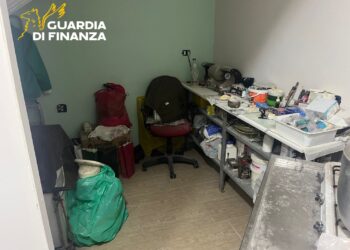 Falso dentista ad Avezzano, la Guardia di Finanza smaschera nove anni di esercizio abusivo