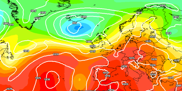 La situazione a 500 hpa vista da GFS per le ore 14:00 di Domenica 22 Giugno. Sull'Abruzzo al momento sembrano possibili delle precipitazioni anche ben organizzate sulle aree interne ed una lieve flessione delle temperature tra il pmeriggio e la serata
