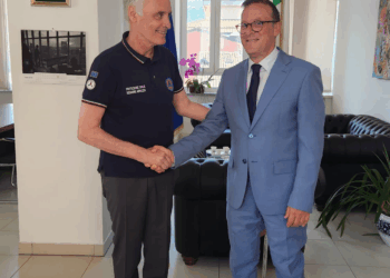 Incendi boschivi, il Prefetto dell’Aquila e il Direttore della Protezione Civile rafforzano la collaborazione