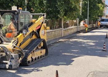 Sicurezza stradale nelle frazioni dell’Aquila: avviati i lavori ad Onna e Paganica
