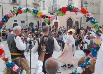 Castelvecchio Subequo celebra “Arti e Mestieri a Palazzo- DiVino In Vino”: tre giorni tra eccellenze abruzzesi e tradizioni ritrovate