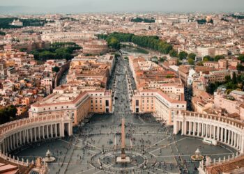 Comprare casa a Roma: quartieri emergenti e lavori da prevedere prima di abitare