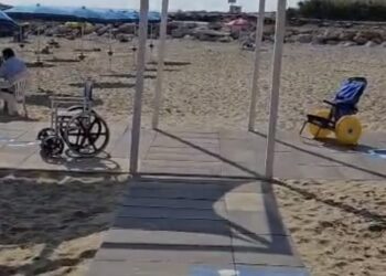 A Città Sant’Angelo torna la spiaggia inclusiva per i diversamente abili