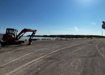 Porto di Pescara, al via il dragaggio: vasca temporanea pronta in due settimane