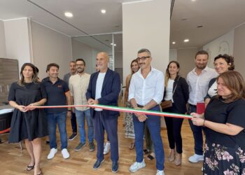 Un punto di ascolto per i servizi sociali: a Pescara inaugurato lo sportello “Pass” per l’inclusione.
