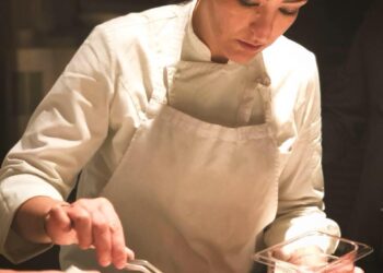 A Tagliacozzo cena solidale a Gironi Divini con la chef Lucia Tellone: il ricavato per il Centro medico in Burkina Faso