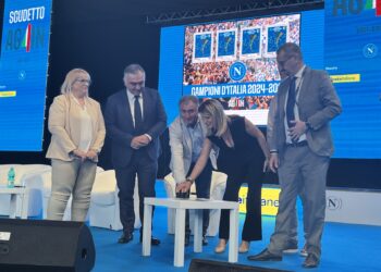 Emesso il francobollo celebrativo del Napoli Campione d’Italia 2024-2025 a Castel di Sangro