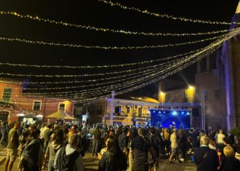 Grande successo per “Approdo 2025” a Giulianova: il festival chiude con una partecipazione straordinaria