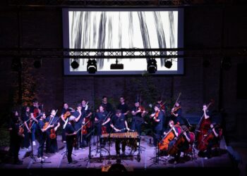 “Concerto al buio”, l’orchestra Identità Musicali porta il suo nuovo format a Francavilla e Vasto