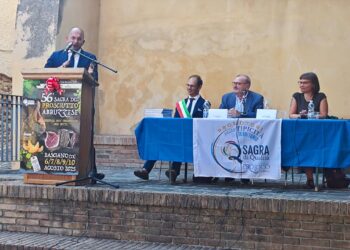 Inaugurate due nuove piazze a Basciano: Vittorio Emanuele e Largo Viola