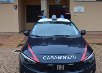 Ruba il bancomat a un 75enne e in pochi giorni gli svuota il conto: beccato grazie alle telecamere