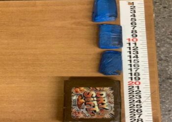 In giro in monopattino a spacciare: denunciati due minorenni stranieri