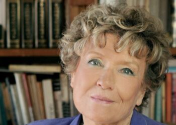 Pescasseroli legge con Dacia Maraini: cinque gli scrittori protagonisti con la piazza in ascolto