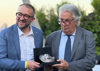 Il sindaco Biondi ritira il premio “Eccellenze culturali d’Italia”