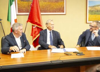 Via alla rete in fibra per connettere i comuni ai Data Center: l’Abruzzo è la prima regione in Italia