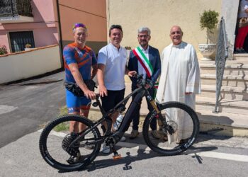 Tutto pronto per la Cicloturistica dei 4 Castelli, domenica a Tornimparte  arriva il Ciclo Tour Abruzzo Experience