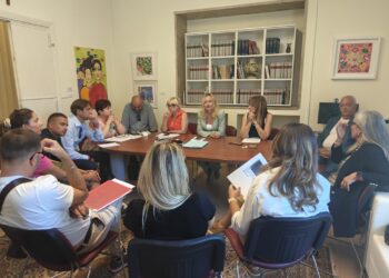 Pescara, mensa scolastica aperta a tutti i bambini: piano di rientro per le famiglie morose