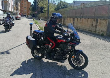 Ruba una bicicletta elettrica ma viene beccato grazie alle telecamere: denunciato 54enne