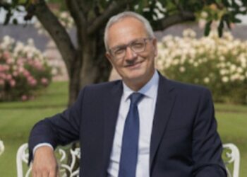 A Sulmona la presentazione del libro di poesie di Angelo Pellegrino Non appendere il cuore al chiodo